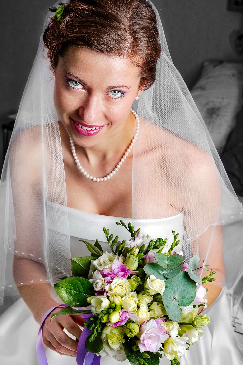 Portrait de mariée avec bouquet photographié à Rodez